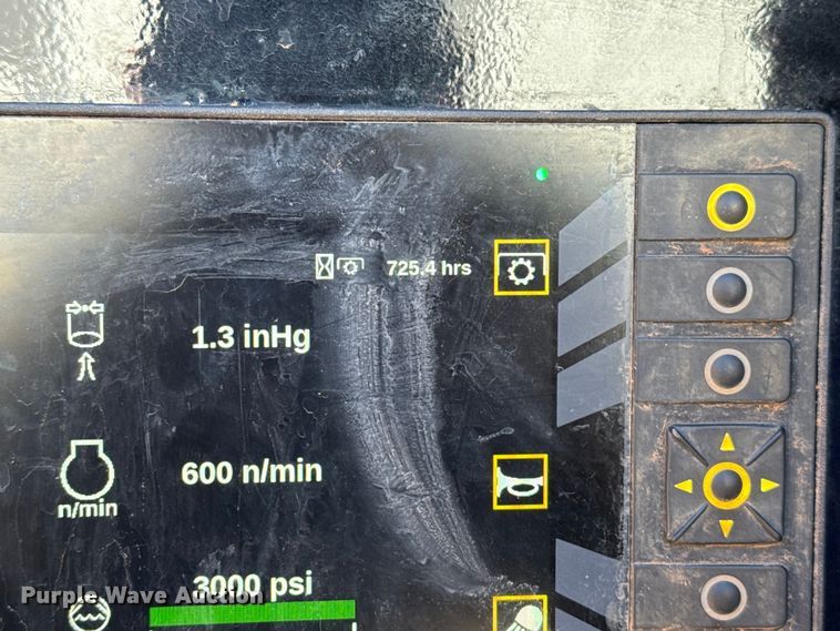 image for item ES5979 2023 Mack Granite hydrovac truck