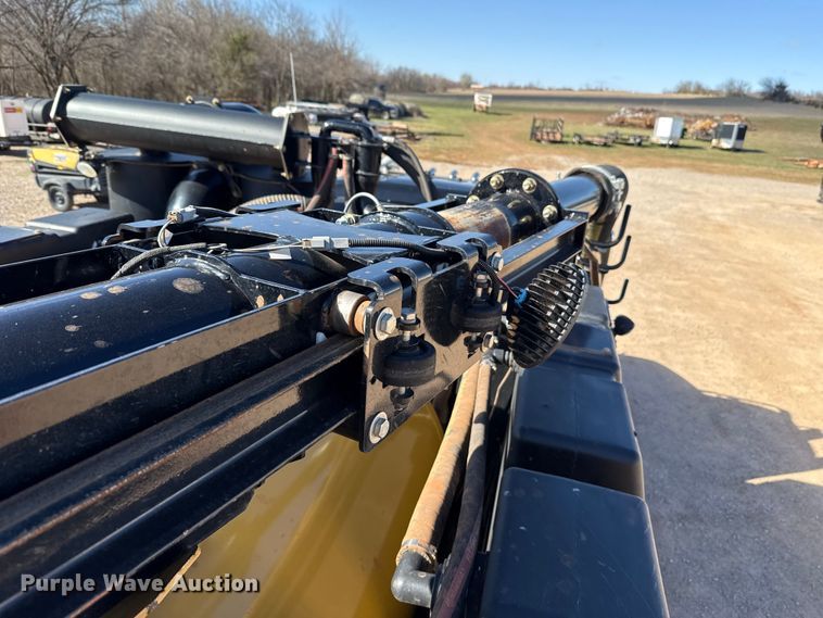 image for item ES5979 2023 Mack Granite hydrovac truck