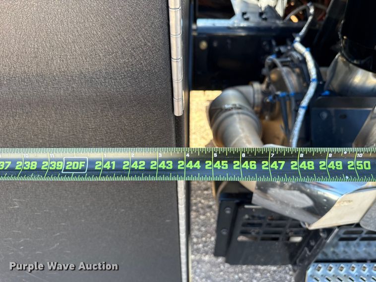 image for item ES5979 2023 Mack Granite hydrovac truck