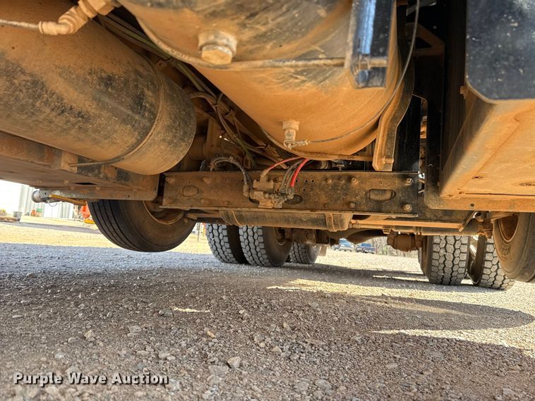 image for item ES5979 2023 Mack Granite hydrovac truck