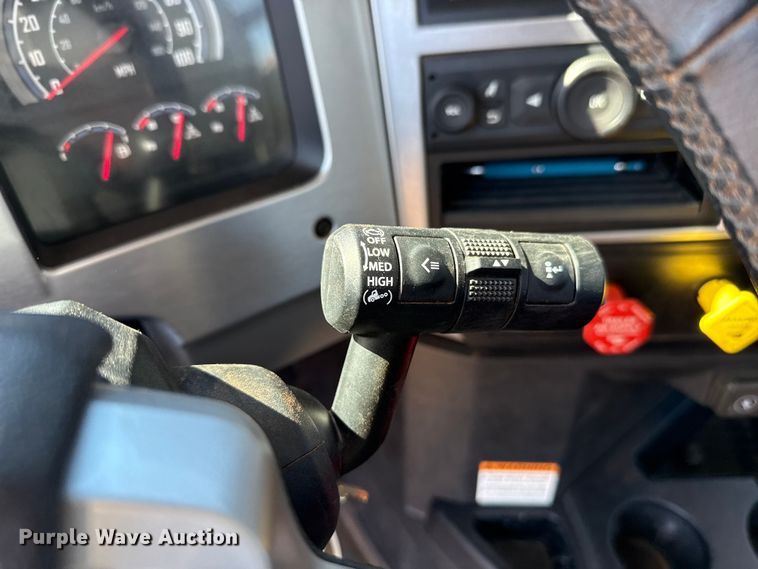 image for item ES5979 2023 Mack Granite hydrovac truck