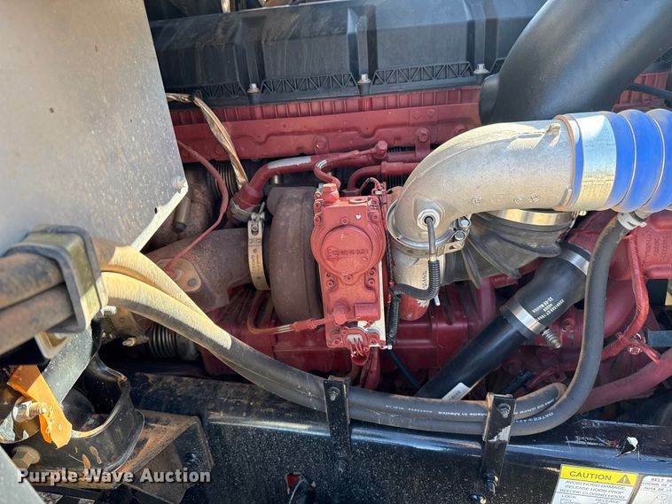 image for item ES5979 2023 Mack Granite hydrovac truck