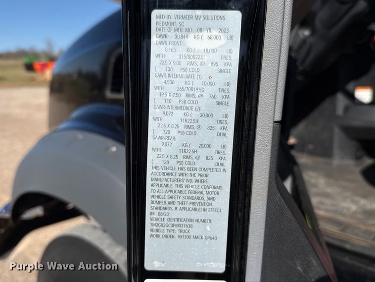 image for item ES5979 2023 Mack Granite hydrovac truck