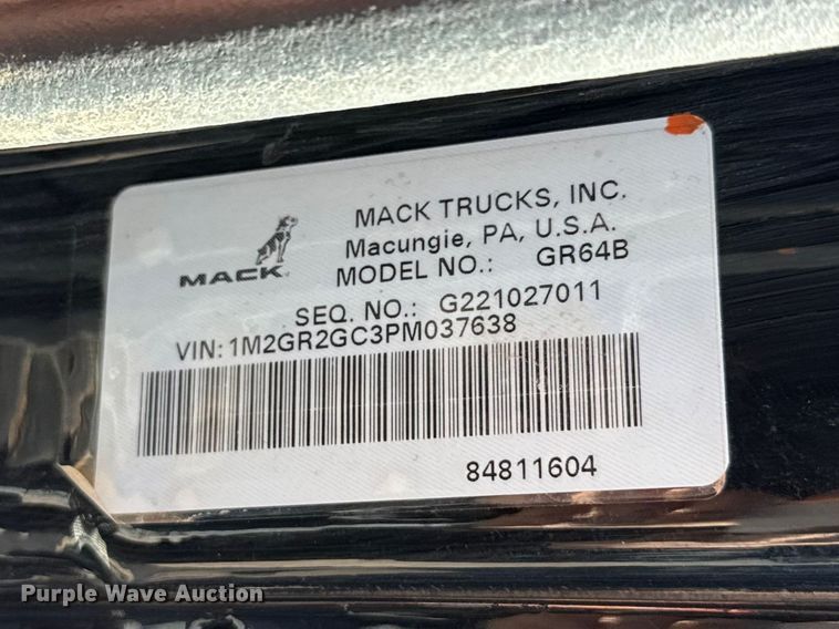 image for item ES5979 2023 Mack Granite hydrovac truck