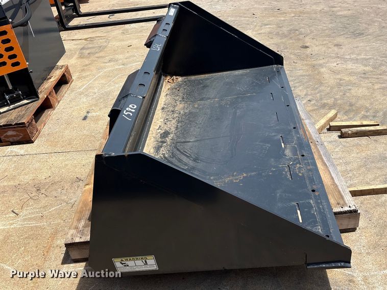 image for item ES8832 2025 Wolverine TDB-11-72W skid steer bucket