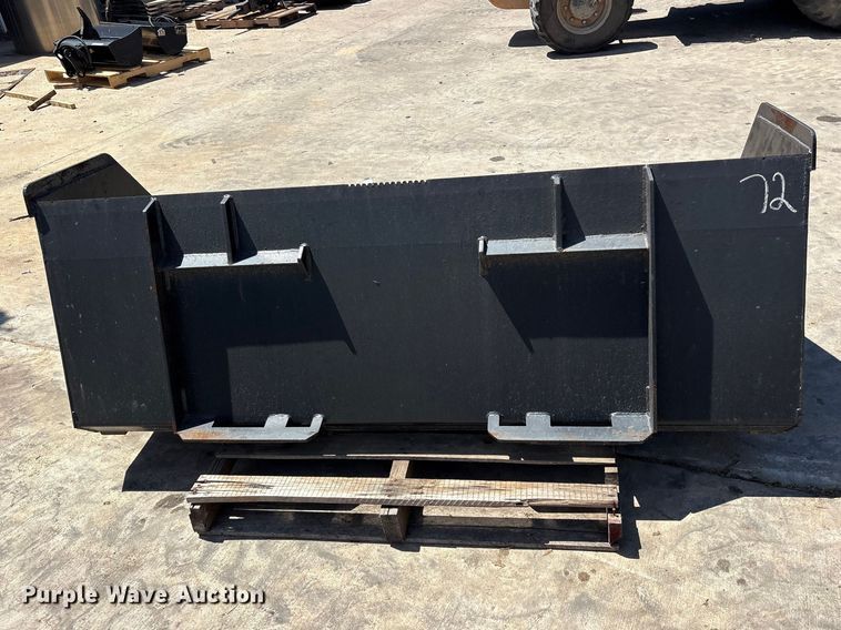 image for item ES8837 skid steer bucket