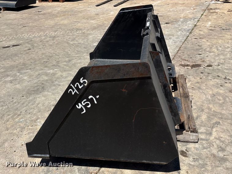 image for item ES8837 skid steer bucket