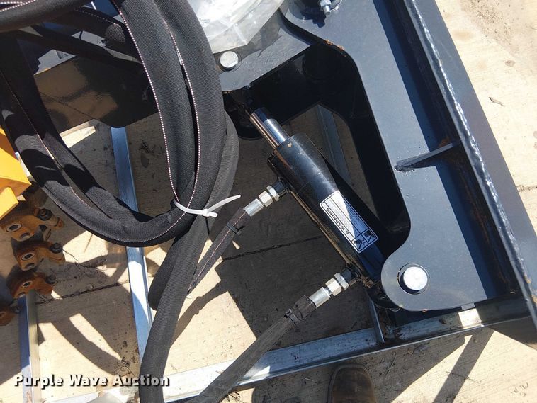 image for item ES8840 2025 Wolverine SG-13-08D skid steer stump grinder