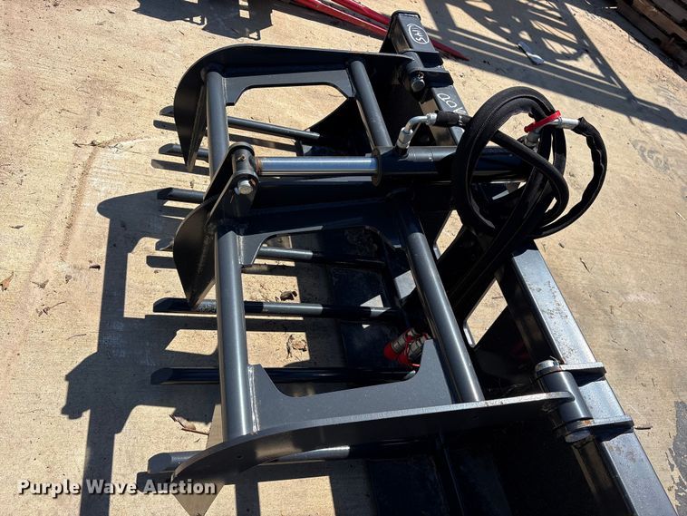 image for item ES8846 2025 Wolverine MFG-13-63W skid steer root grapple bucket