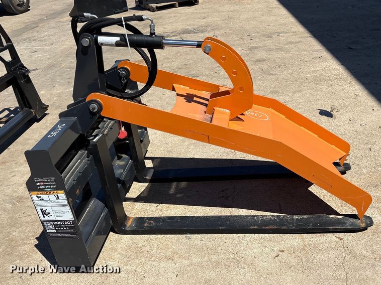 image for item ES8854 2024 Wolverine FGP-11-3300P skid steer grapple forks