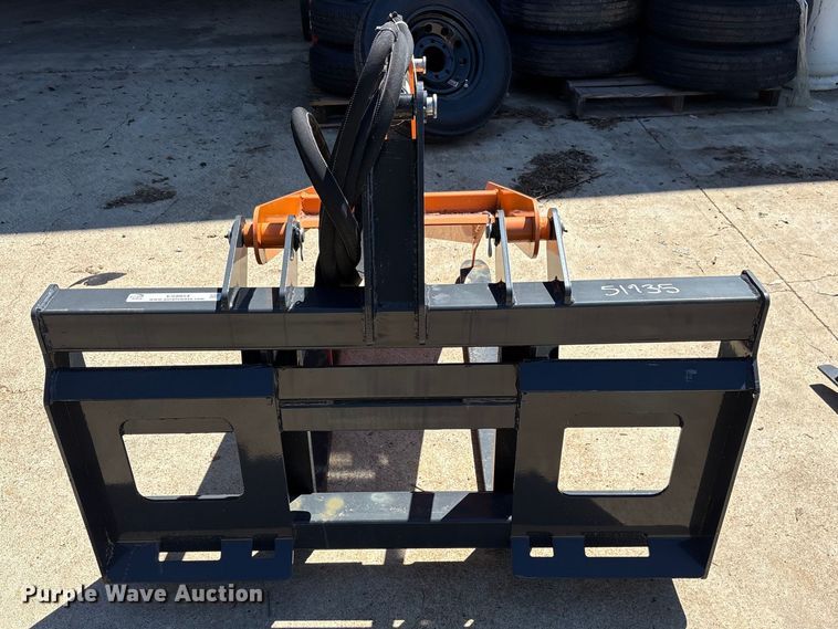 image for item ES8854 2024 Wolverine FGP-11-3300P skid steer grapple forks