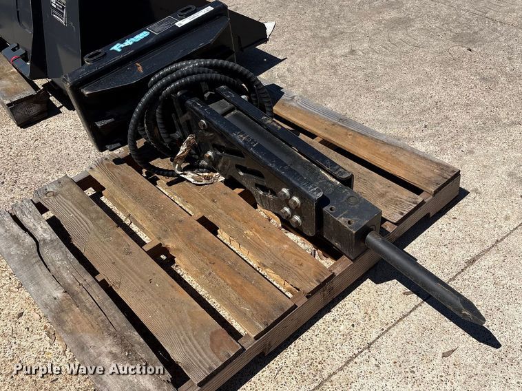 image for item ES8863 2025 Future FT-P45 skid steer breaker