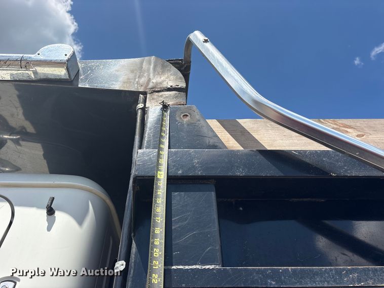 image for item ES8883 2007 Mack CTP713 dump truck