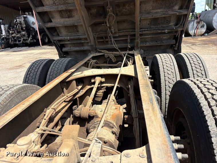 image for item ES8883 2007 Mack CTP713 dump truck