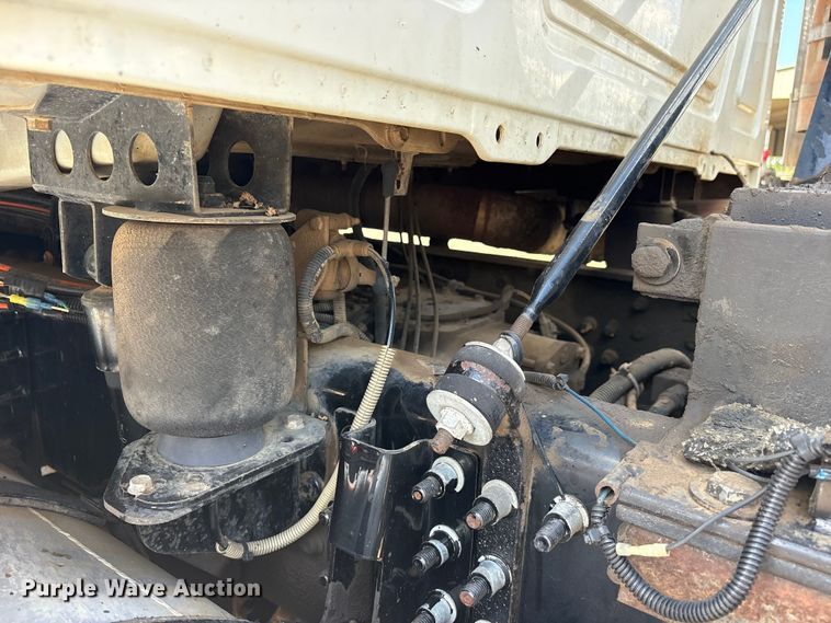 image for item ES8883 2007 Mack CTP713 dump truck