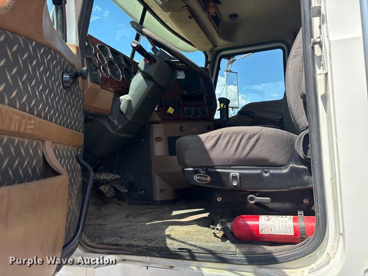 image for item ES8883 2007 Mack CTP713 dump truck