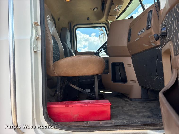 image for item ES8883 2007 Mack CTP713 dump truck