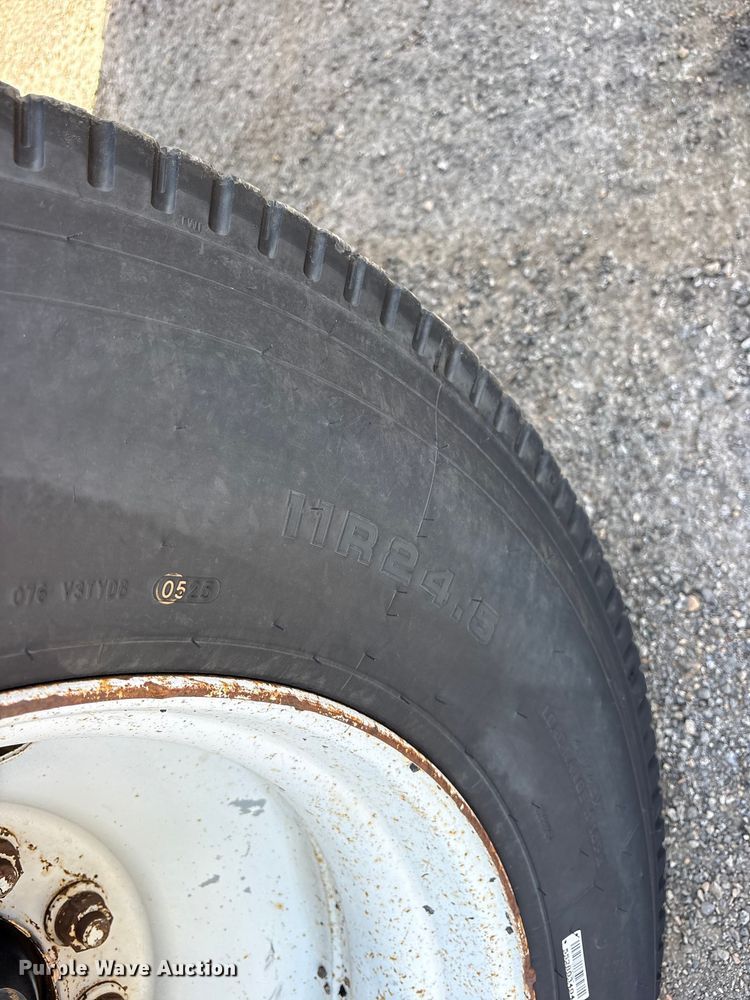 image for item ES8883 2007 Mack CTP713 dump truck