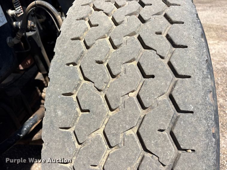 image for item ES8883 2007 Mack CTP713 dump truck