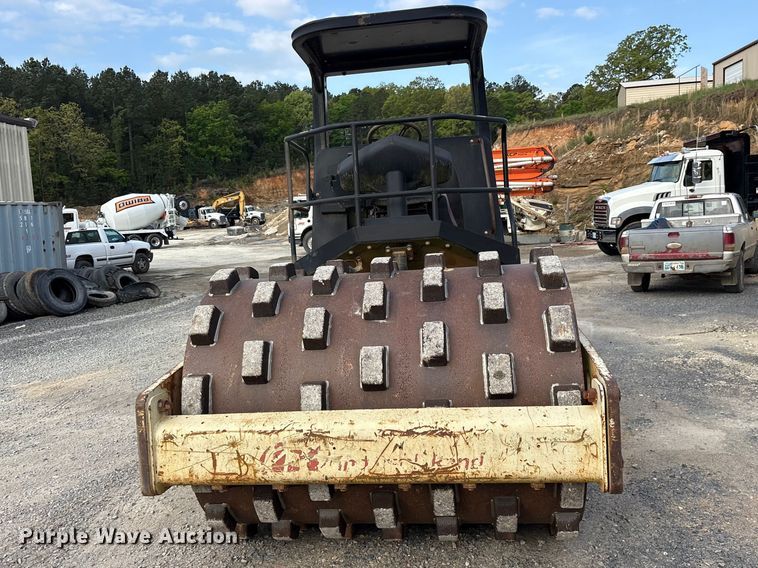 image for item ES8885 2007 Ingersoll Rand SD-70F TF single drum vibratory roller