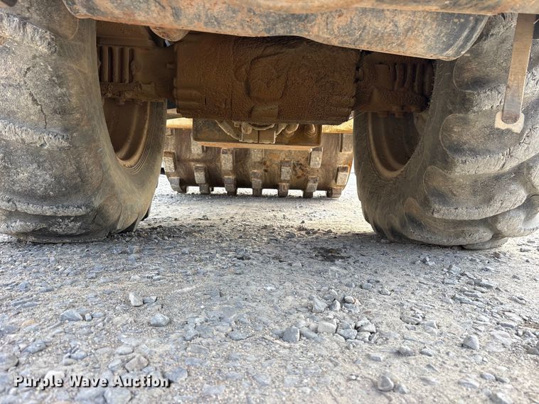 image for item ES8885 2007 Ingersoll Rand SD-70F TF single drum vibratory roller