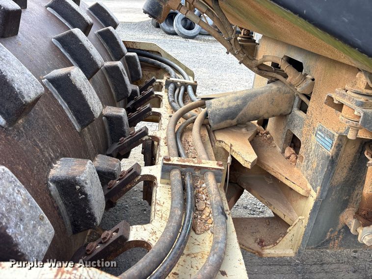 image for item ES8885 2007 Ingersoll Rand SD-70F TF single drum vibratory roller