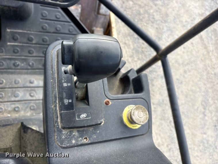 image for item ES8885 2007 Ingersoll Rand SD-70F TF single drum vibratory roller