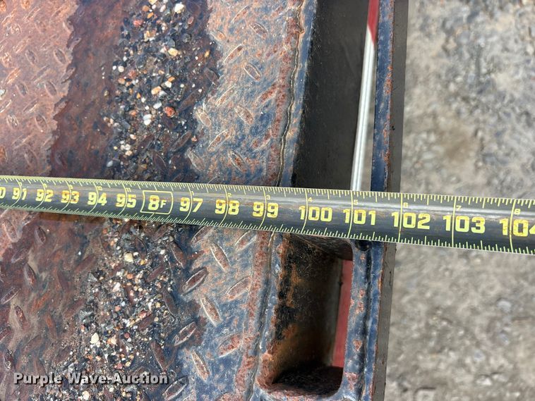 image for item ES8888 1997 Ledwell HT43102 hydraulic tail equipment trailer