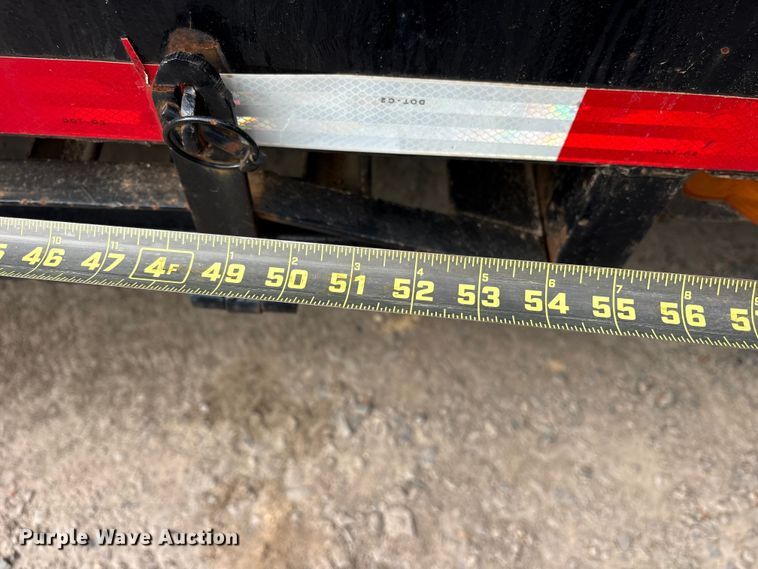 image for item ES8888 1997 Ledwell HT43102 hydraulic tail equipment trailer