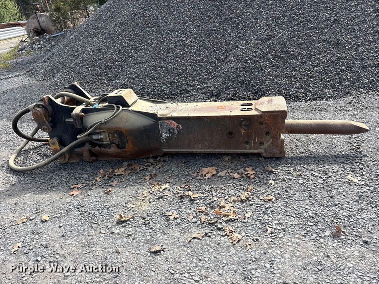 image for item ES8890 2014 Caterpillar H130E S hammer