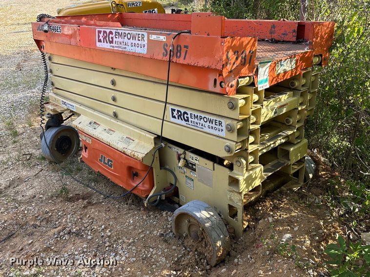 image for item ES8896 2017 JLG 2646ES Scissor lift