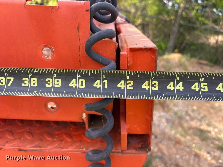 image for item ES8896 2017 JLG 2646ES Scissor lift
