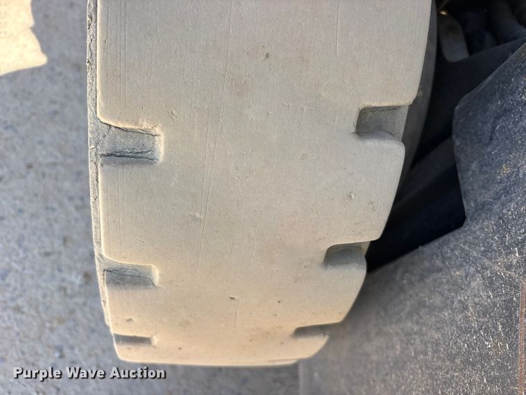 image for item ES8898 LiuGong CLG2025G forklift