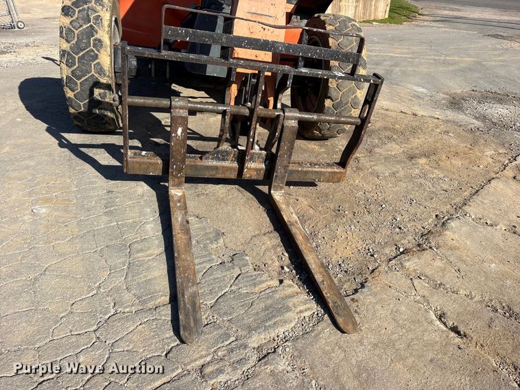 image for item ES8899 2012 JLG G6-42A telehandler