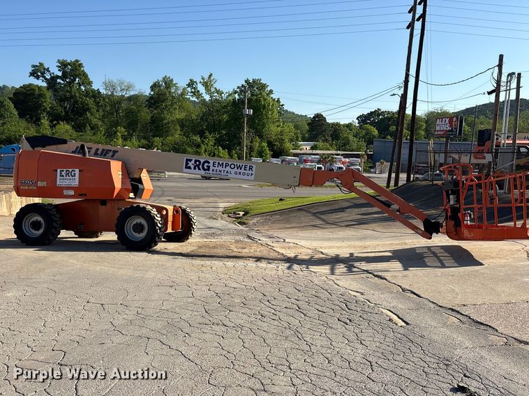 image for item ES8900 2006 JLG 660SJ boom lift