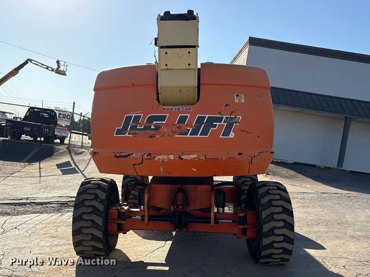 image for item ES8900 2006 JLG 660SJ boom lift