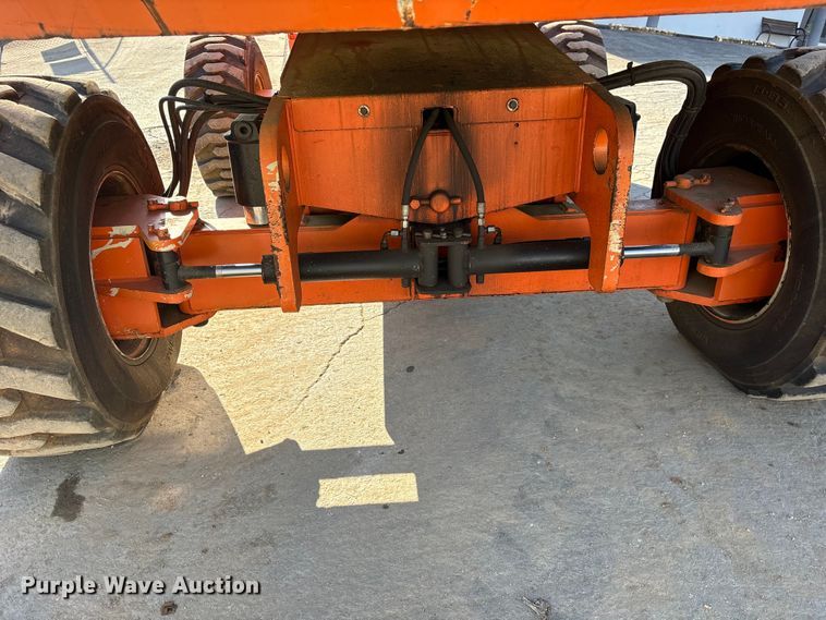 image for item ES8900 2006 JLG 660SJ boom lift