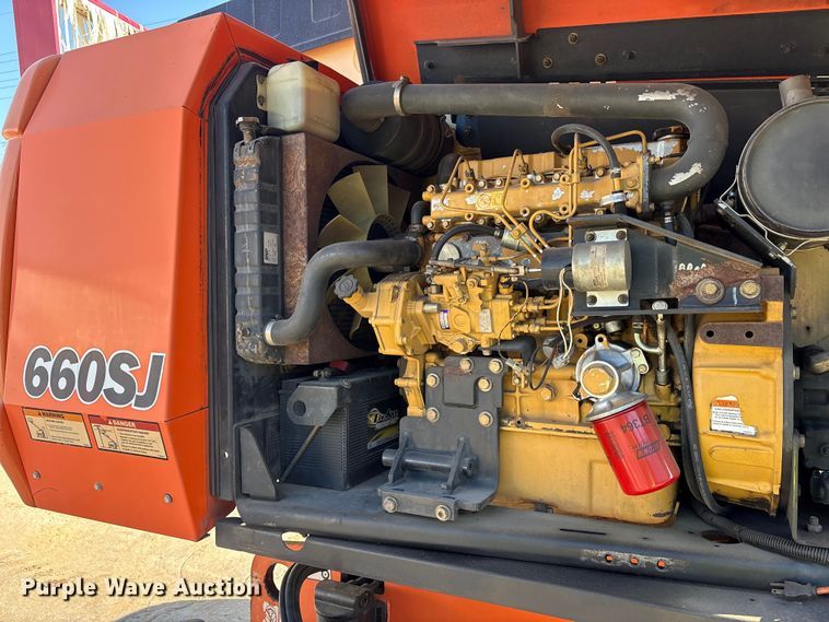 image for item ES8900 2006 JLG 660SJ boom lift