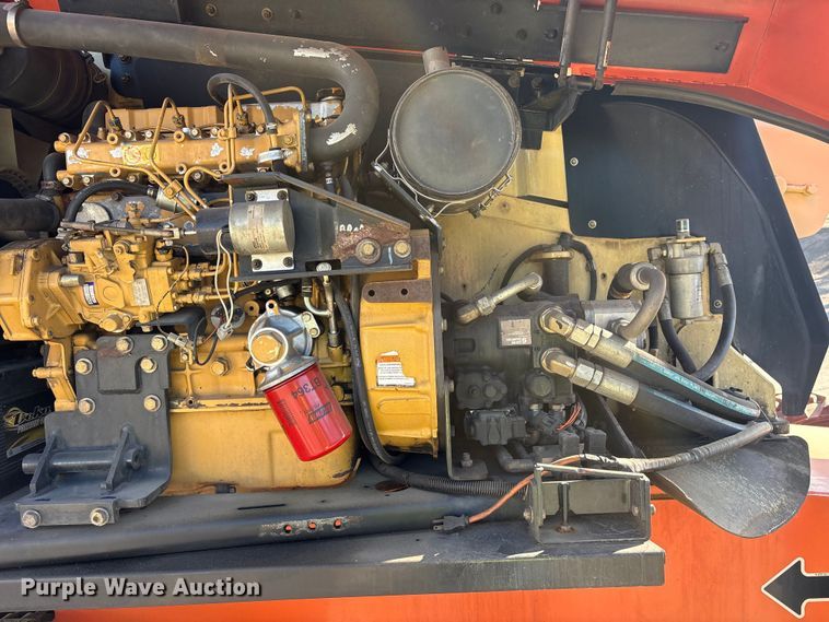 image for item ES8900 2006 JLG 660SJ boom lift