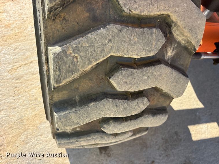 image for item ES8900 2006 JLG 660SJ boom lift