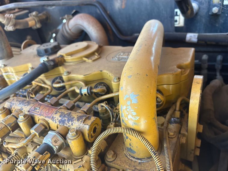 image for item ES8904 2011 Caterpillar TL642 telehandler