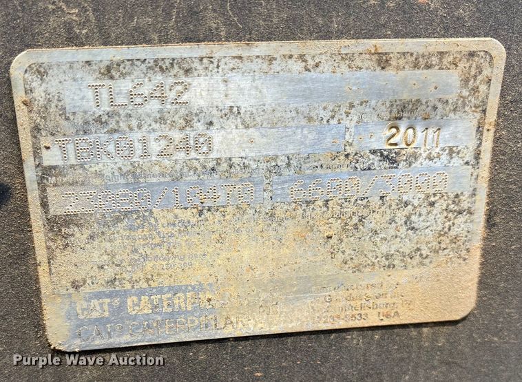 image for item ES8904 2011 Caterpillar TL642 telehandler