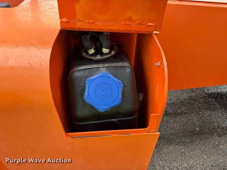 image for item ES8922 2017 JLG Skytrak 10054 telehandler