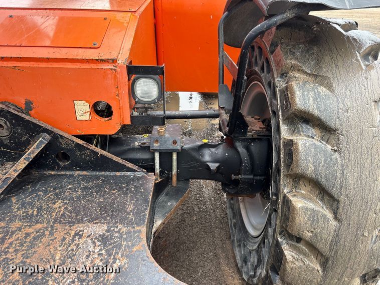 image for item ES8922 2017 JLG Skytrak 10054 telehandler