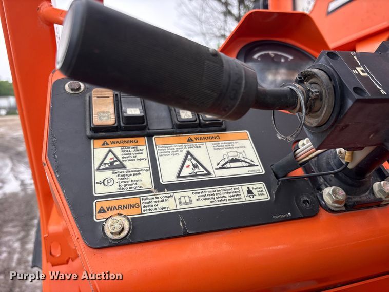 image for item ES8922 2017 JLG Skytrak 10054 telehandler