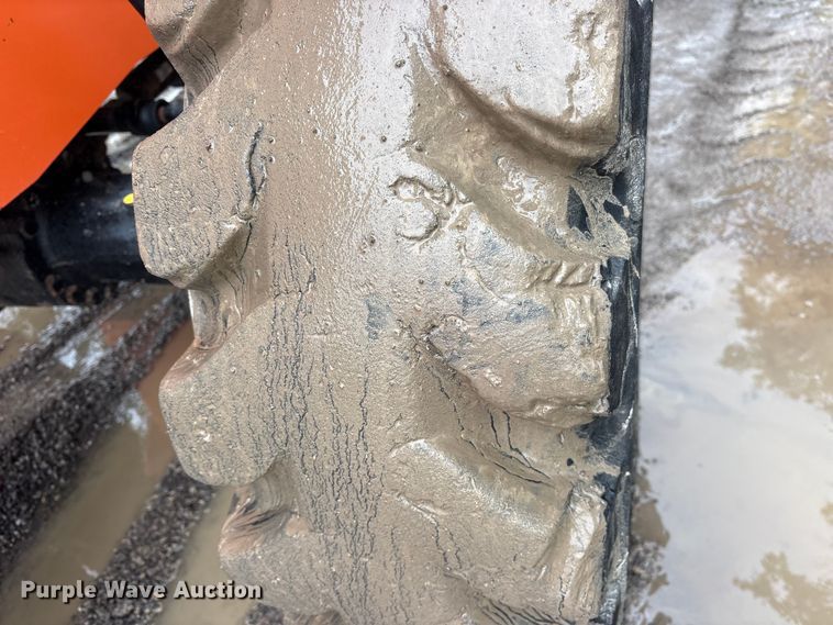 image for item ES8922 2017 JLG Skytrak 10054 telehandler