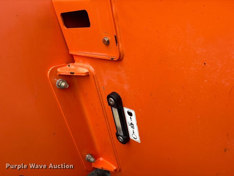 image for item ES8922 2017 JLG Skytrak 10054 telehandler