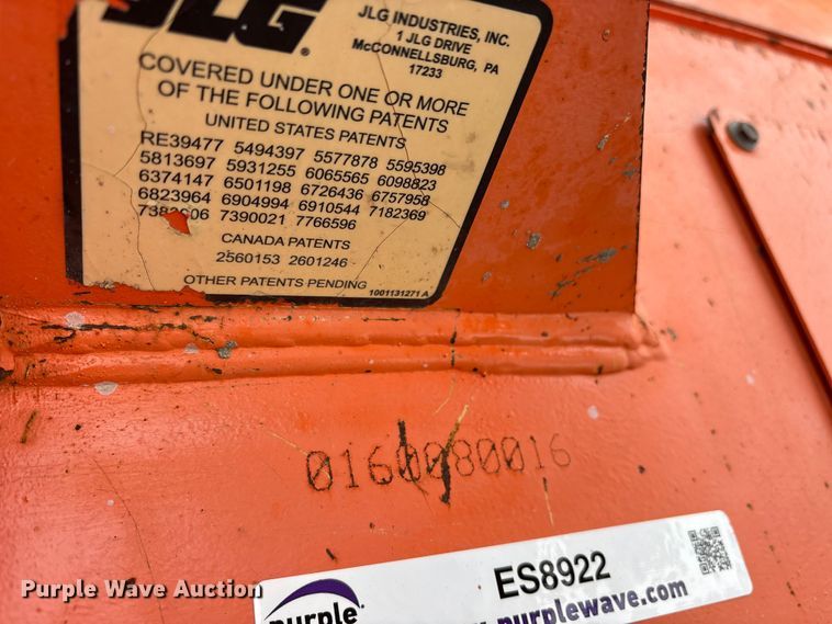 image for item ES8922 2017 JLG Skytrak 10054 telehandler