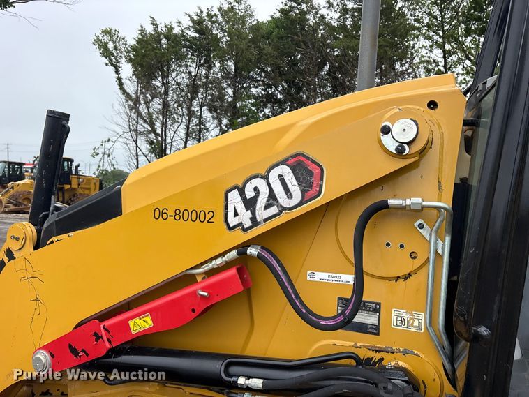 image for item ES8923 2022 Caterpillar 420 backhoe