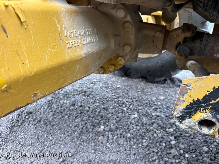 image for item ES8923 2022 Caterpillar 420 backhoe